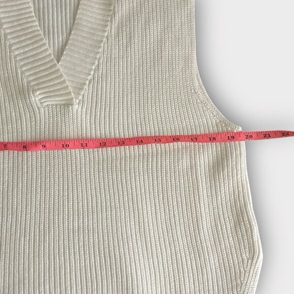 Nude Lucy Elsa Knit Vest Women’s Sweater Top Sz L Sleeveless Casual Layer Size - Picture 6 of 6